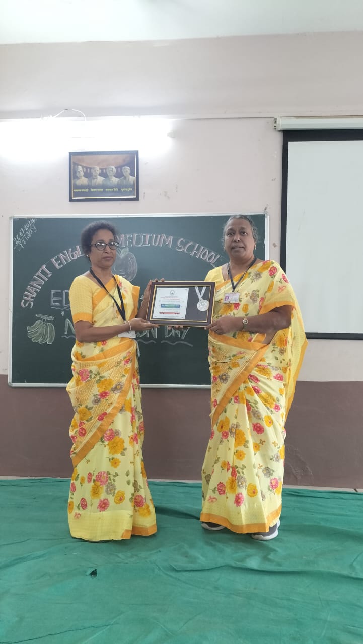 Mrs. Meera Dube completed her 25 years working in Shanti English Medium school in 2024-25